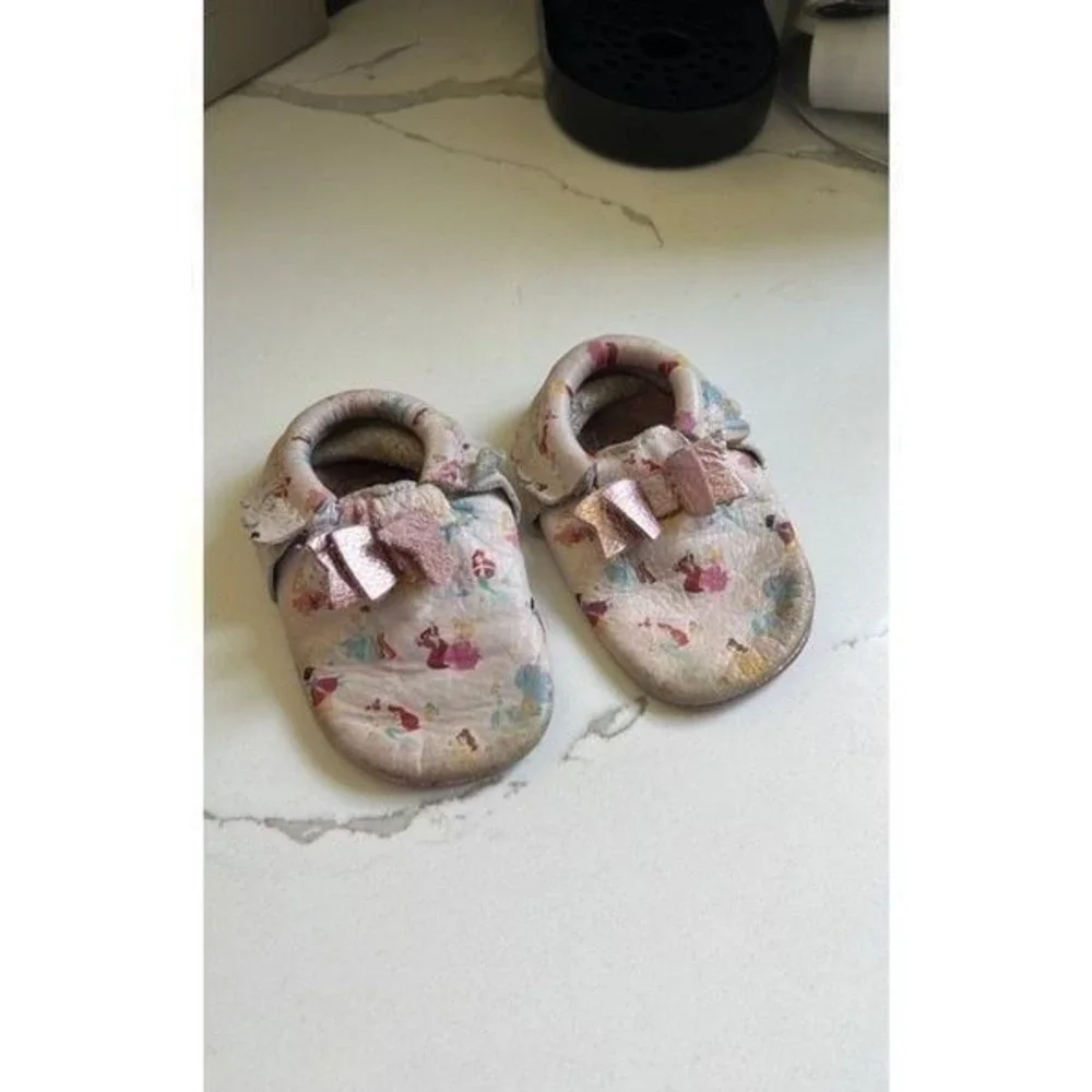 Freshly Picked Disney Princess‎ moccassins 4